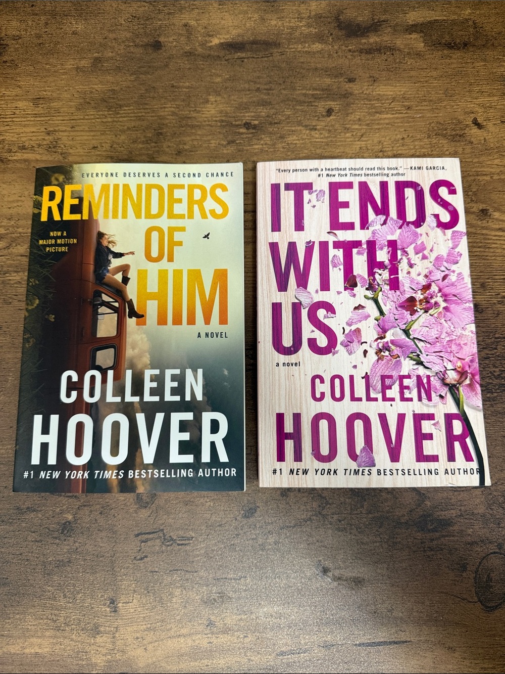 Colleen Hoover Book Bundle - Reminders of Him & It Ends With Us Paperback